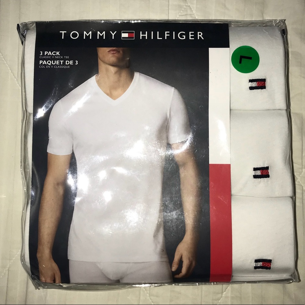 NEW 3 pack Tommy Hilfiger V-neck Undershirts Men’s